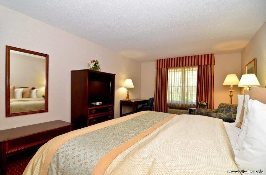 Best Western Plus Morristown Inn-Florham Park Phòng bức ảnh