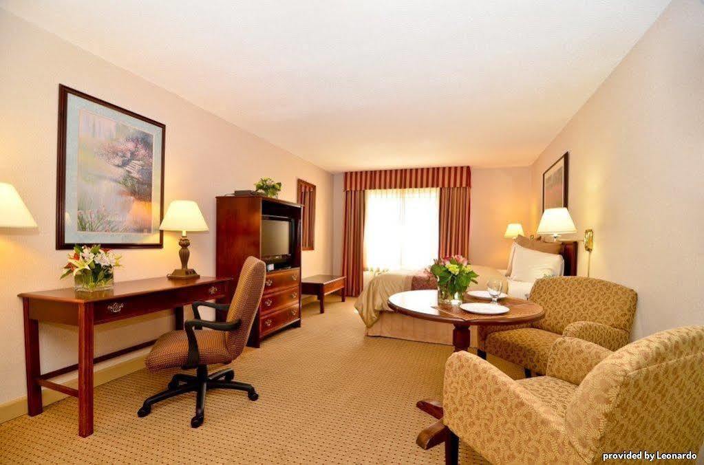 Best Western Plus Morristown Inn-Florham Park Phòng bức ảnh
